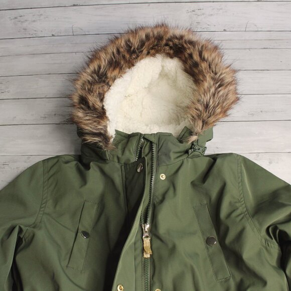 Ultimate Girl's Winter Parka Size 14-16 Green Hooded Fleece Lined Faux Fur - Picture 3 of 6
